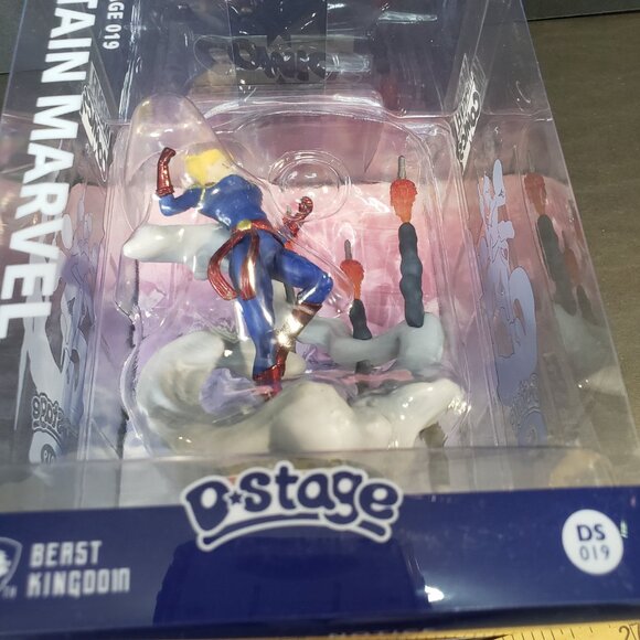New Beast Kingdom Captain Marvel Action Figure D-stage Diorama Collectible Toy - Picture 2 of 7